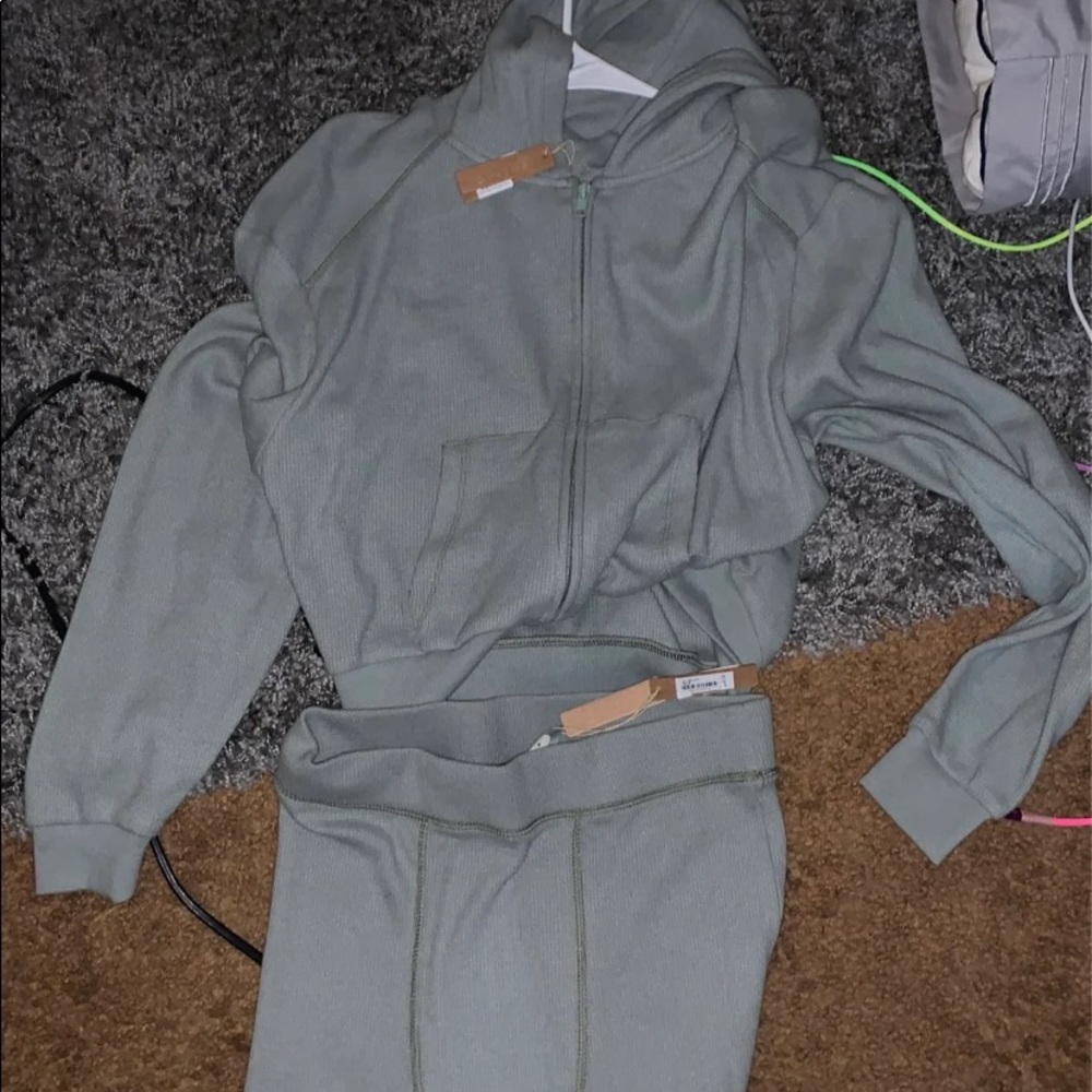 Skims waffle to be sick collection size medium color mineral